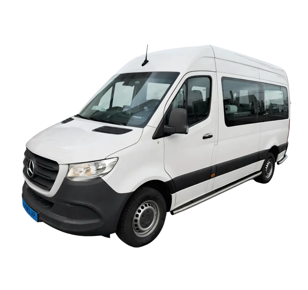 Rolstoelvervoer met een comfortabele rolstoelbus