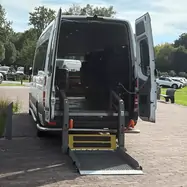 Rolstoelvervoer met een rolstoelbus van Rolstoeltaxi Max